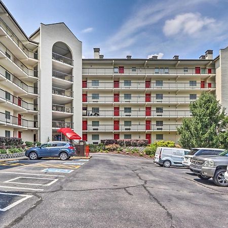 Stylish Gatlinburg Condo With Pool Walk Downtown! 外观 照片